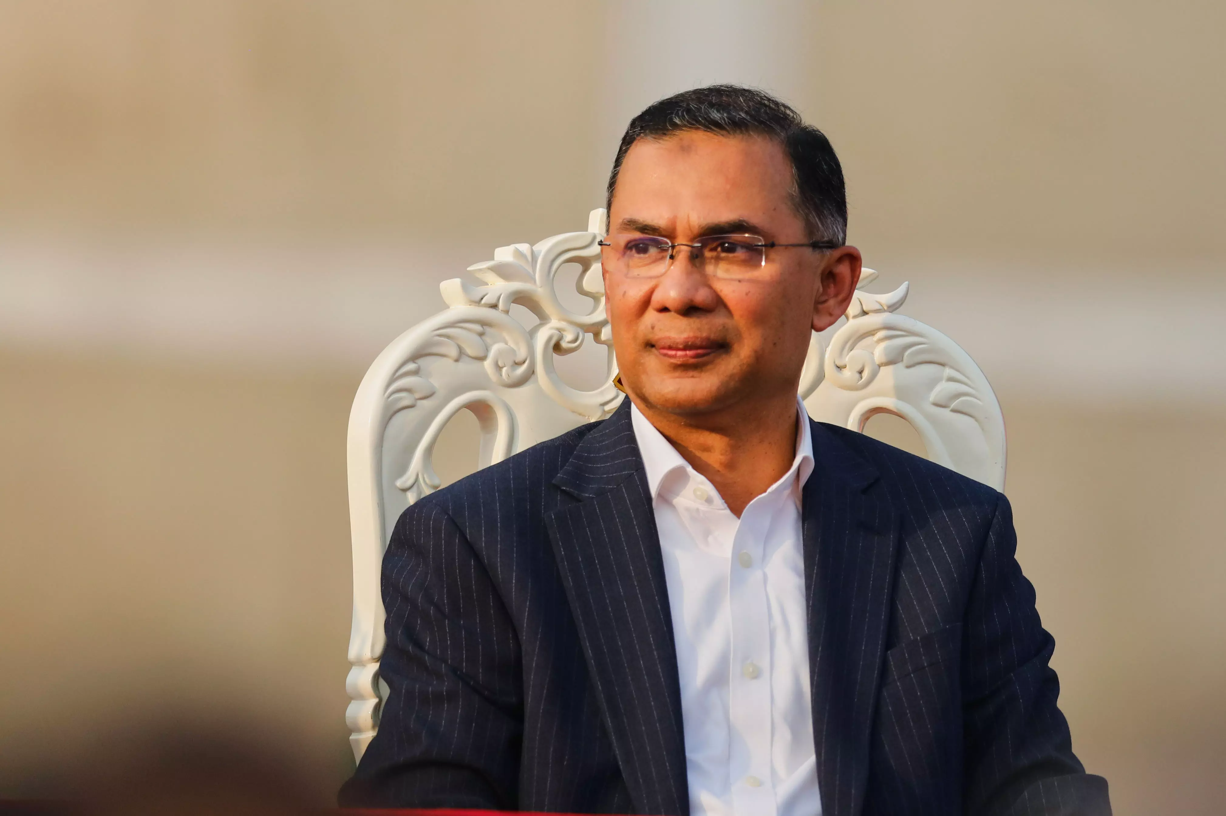 “ডোবার পাশে দাঁড়ালেই শেখা যাবে মশা নিধন” – ফ্লোরিডা সফর আটকে দিলেন প্রধানমন্ত্রী