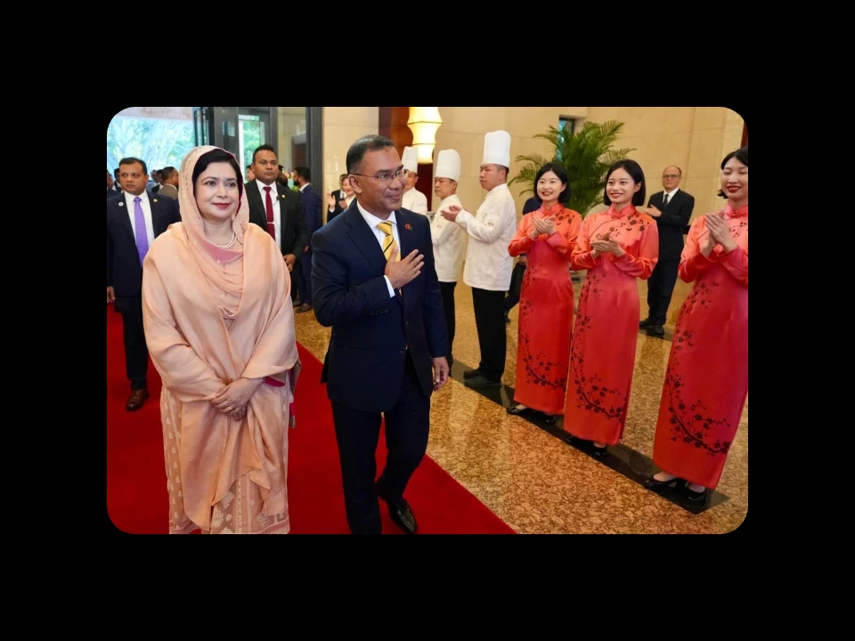 চীনে প্রধানমন্ত্রী তারেক রহমানকে লাল গালিচা সংবর্ধনা